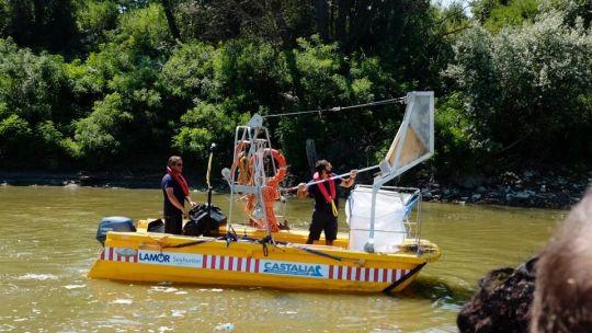 LA DIGA MOBILE RECUPERA UN QUINTALE DI PLASTICA!