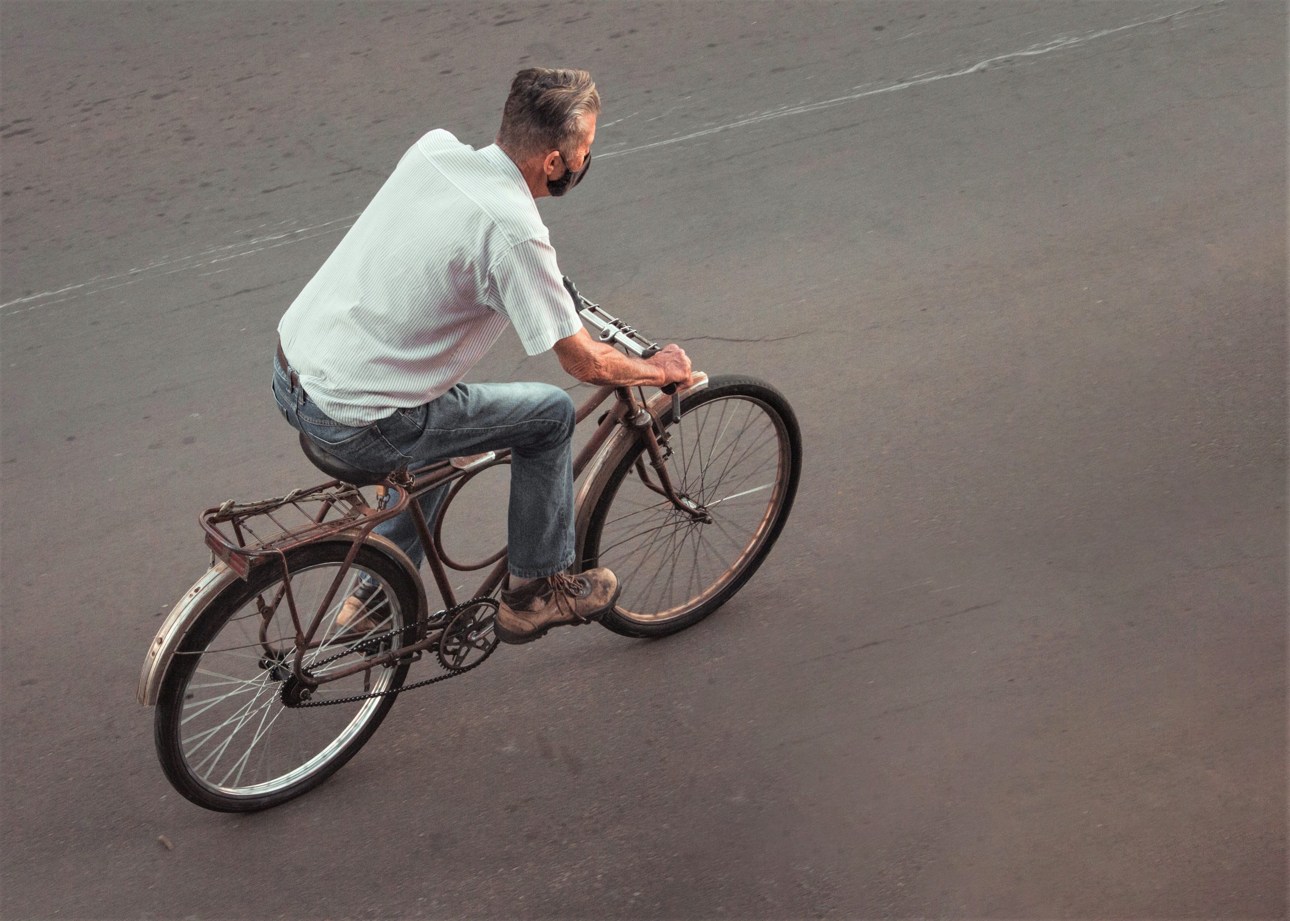 I COMUNI PAGANO CHI VA AL LAVORO IN BICI