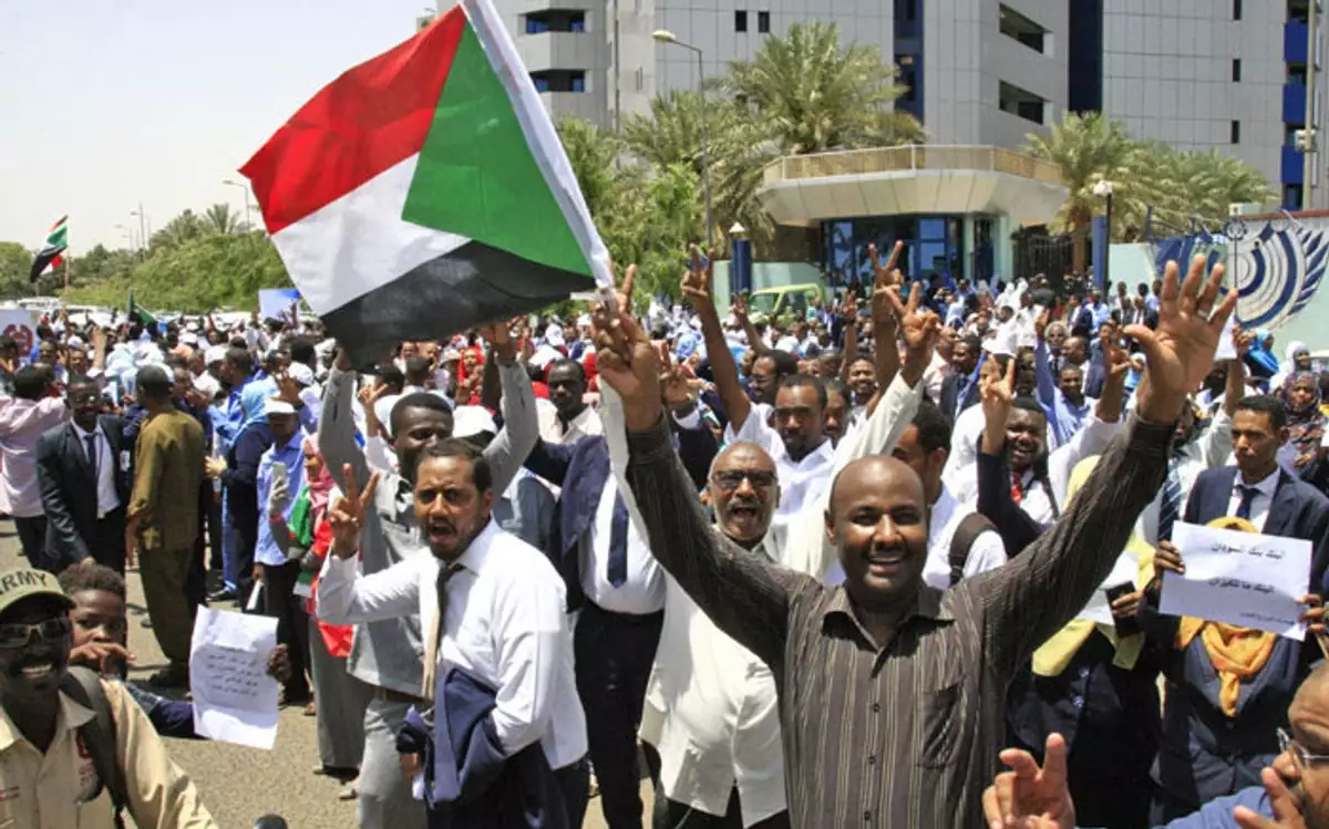 SUDAN: IL PRIMO SINDACATO DEI GIORNALISTI IN DITTATURA