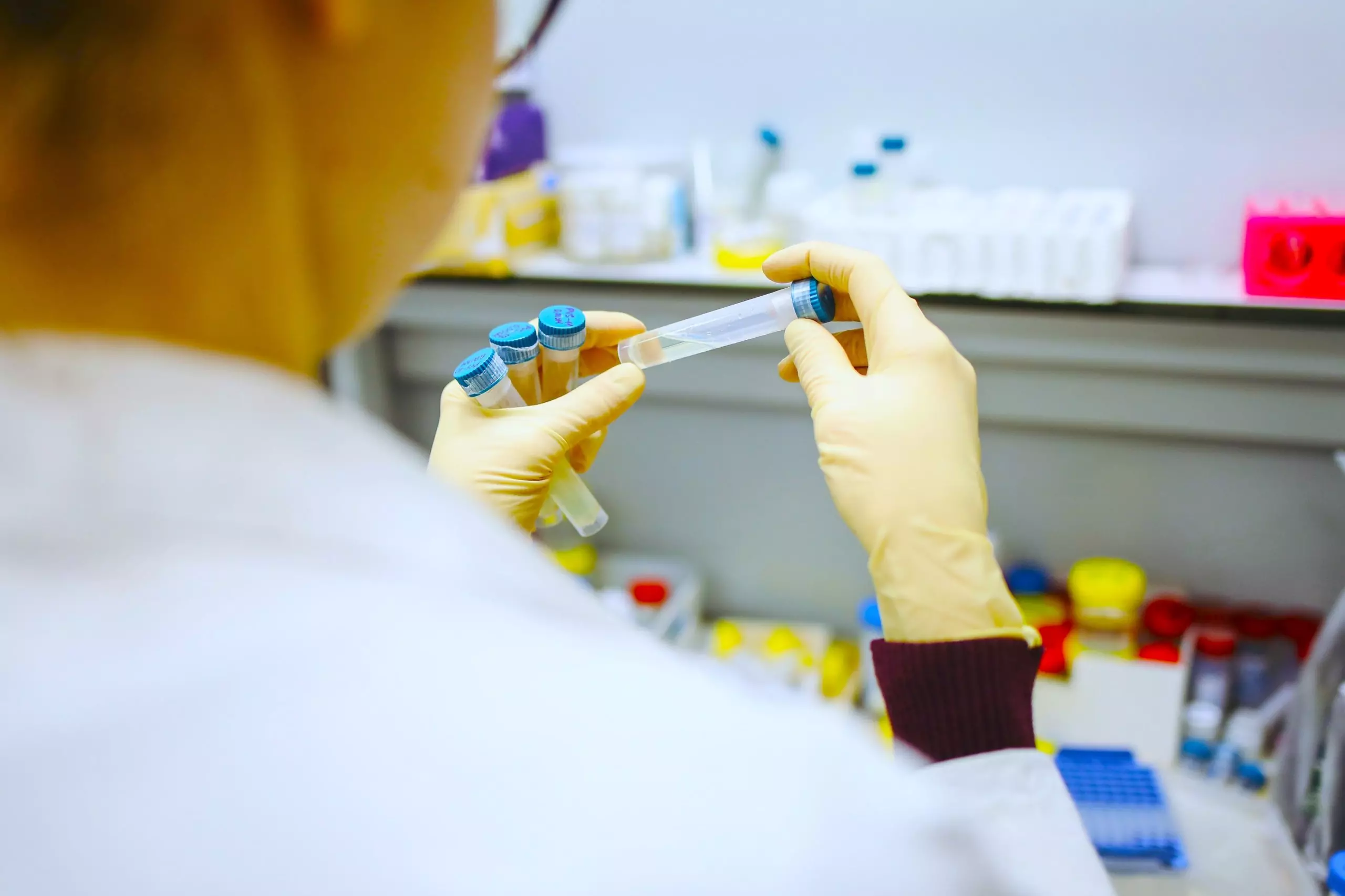 IL PRIMO FARMACO SALVAVITA PRODOTTO DA UNA NO-PROFIT
