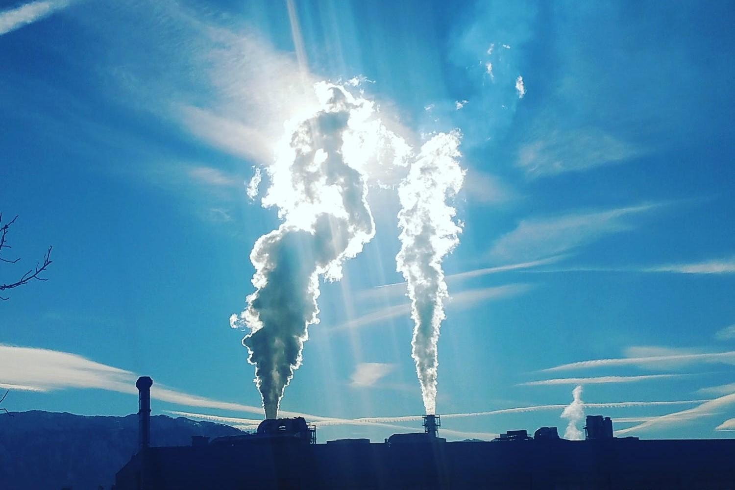LE EMISSIONI DI CO2 AI MINIMI DA 60 ANNI NELL'UE