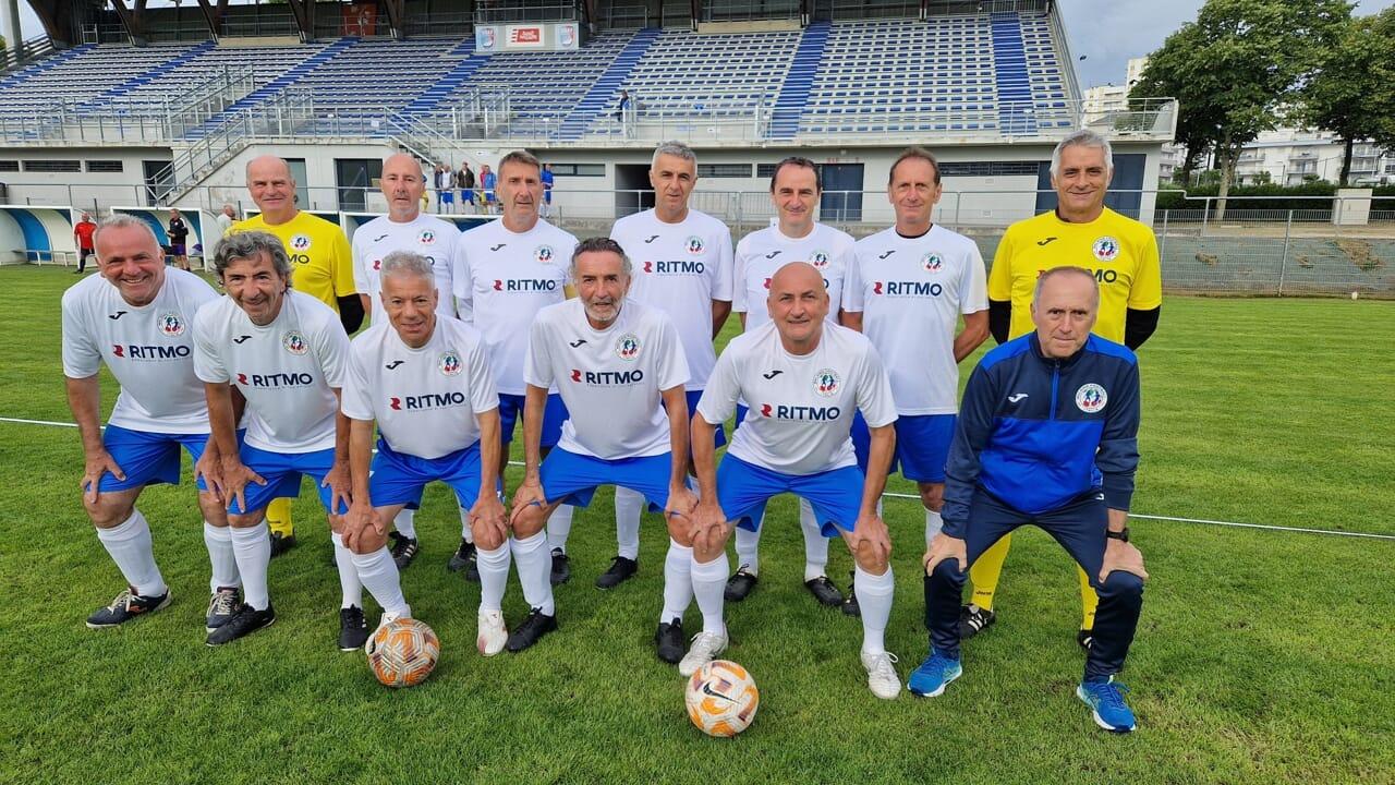 UN NUOVO SPORT LENTO SI STA DIFFONDENDO: IL CALCIO CAMMINATO