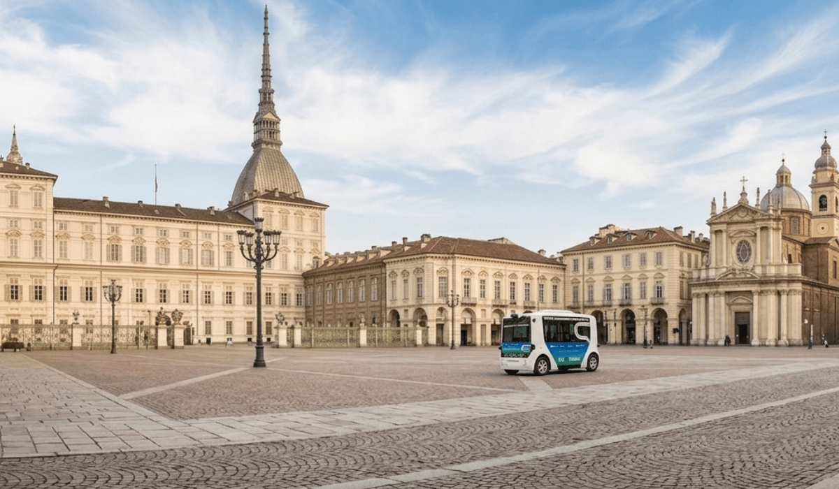 A TORINO ARRIVANO I BUS A PRENOTAZIONE: IL TRASPORTO PUBBLICO DIVENTA SU MISURA